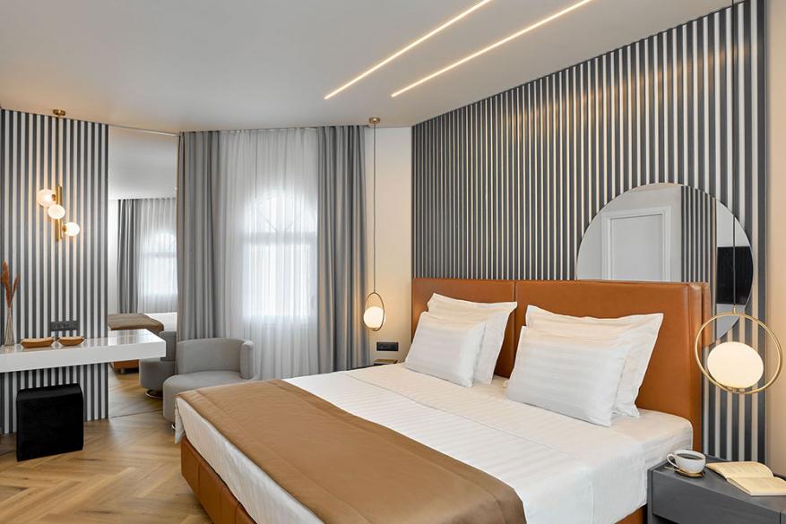 luxury-deluxe-suites-jacuzzi-thessaloniki-grand-hotel-palace