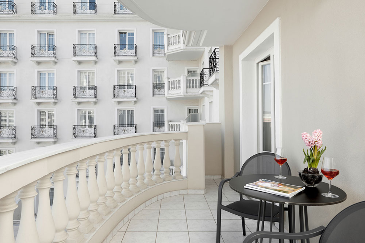 Classic Suites